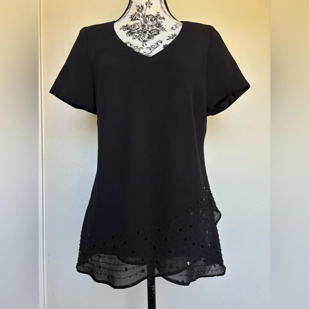 Night Way Collections Black V-Neck Short Sleeve Tunic with Hem Embellishment - Picture 2 of 13